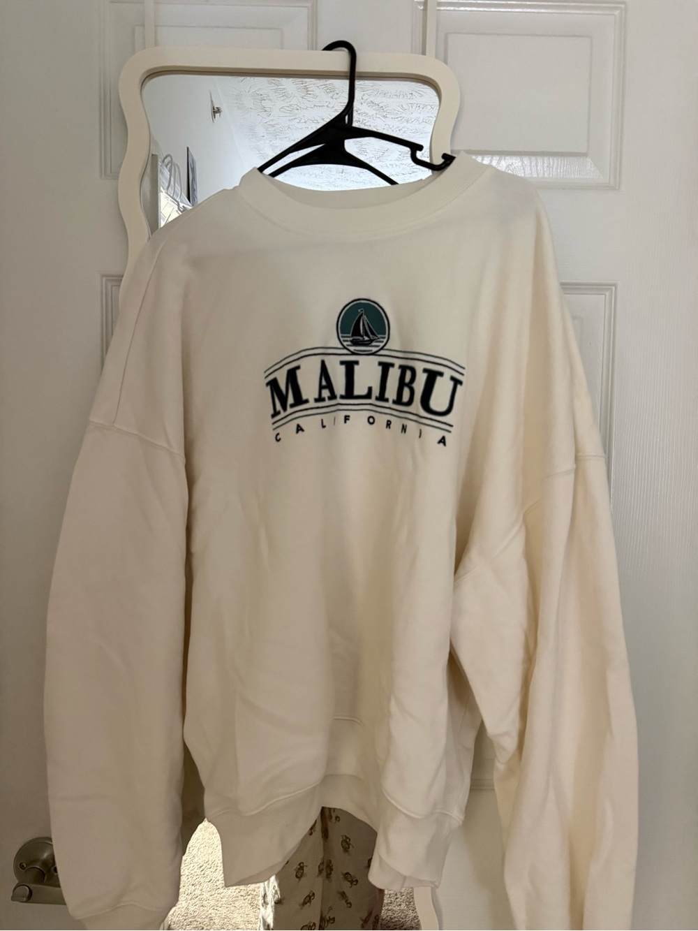 Malibu California Cream Crewneck Sweatshirt